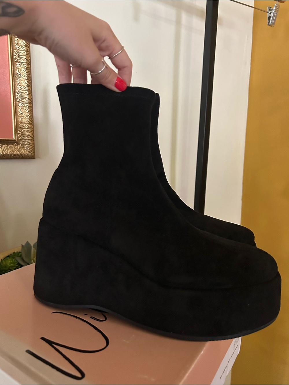 Wild‎ Pair Earlee Faux Suede Platform Ankle Boots Chunky Booties Black NEW 9.5 - Picture 5 of 7
